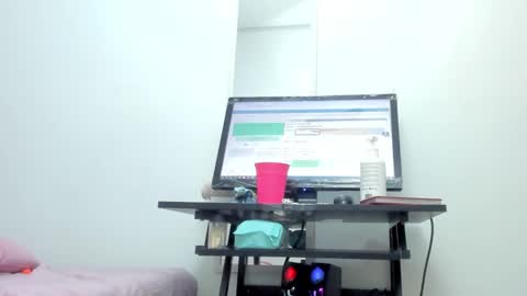  Ren  online show from 02.08.25