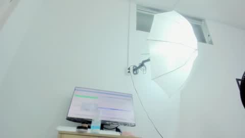  Ren  online show from 11.09.25