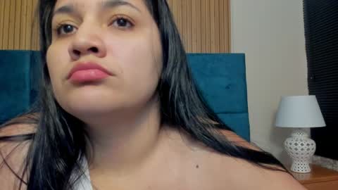 Snapshot of dalia_alissa chatting on 04.29.26 Violeta online show from 04.29.26