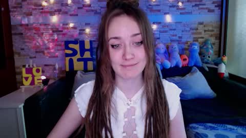 Dalia  online show from 12.21.25