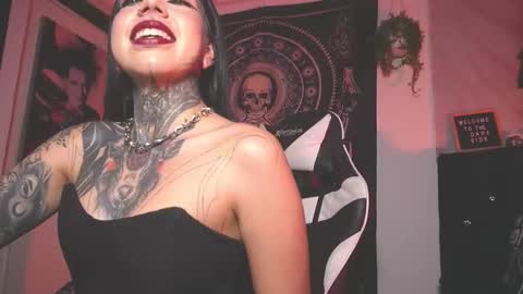 dalia_vorhees online show from 12.20.25