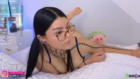 Dalia online show from 02.23.25