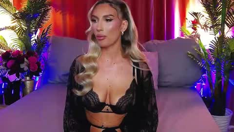Snapshot of dalidaselena chatting on 05.05.26 DalidaSelena online show from 05.05.26