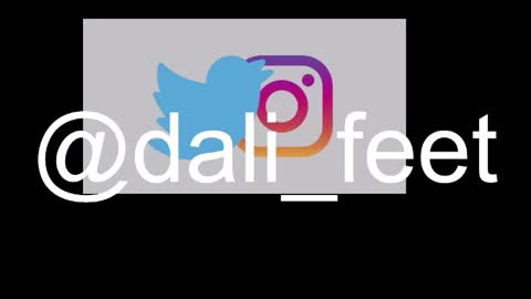 Snapshot of dalila_oficials chatting on 05.04.26 online show from 05.04.26
