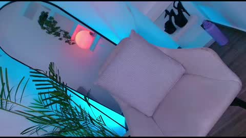 dalilathoms online show from 03.18.26