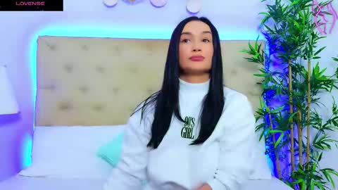 daliyaa_ online show from 11.03.25