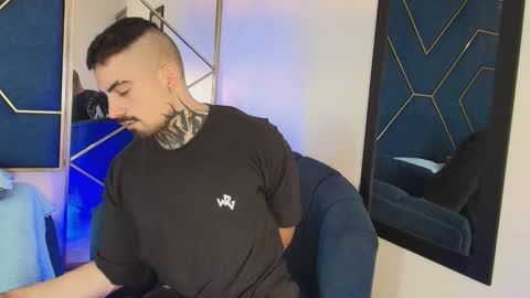 Dallas whitee online show from 02.25.26