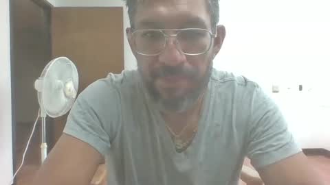 Snapshot of dallaspapi2000 chatting on 09.08.25 alex online show from 09.08.25