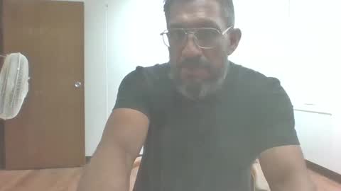 Snapshot of dallaspapi2000 chatting on 09.25.25 alex online show from 09.25.25