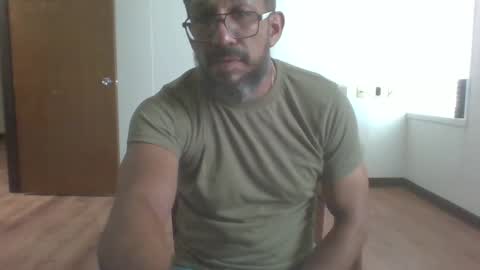 Snapshot of dallaspapi2000 chatting on 10.03.25 alex online show from 10.03.25