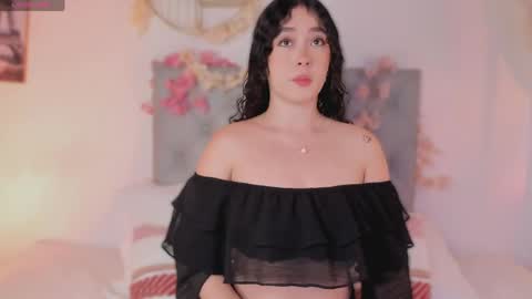 Snapshot of dalylarose chatting on 05.11.26 Dalyla online show from 05.11.26