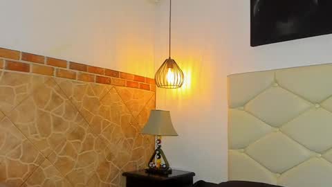         online show from 02.04.25