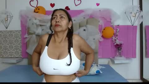 damaryleon online show from 10.20.25