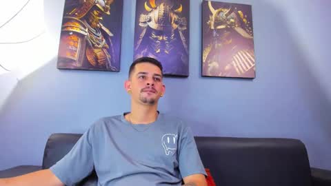 Snapshot of damian__oliver chatting on 01.07.26 Damian Oliver online show from 01.07.26