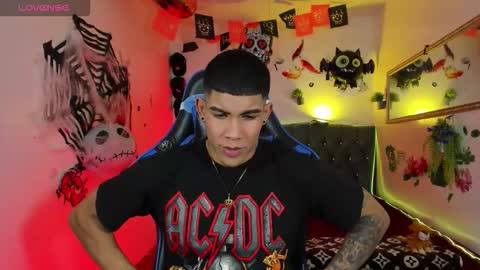 Damian online show from 10.17.25