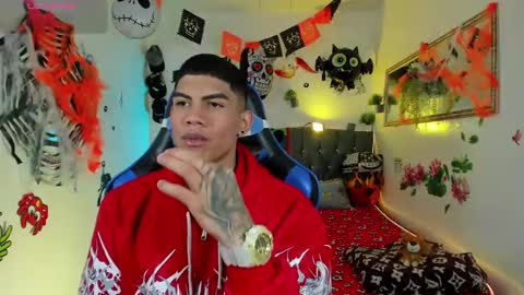 Damian online show from 10.22.25