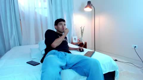 Snapshot of damian_rodriiguez chatting on 06.01.26 Damian online show from 06.01.26