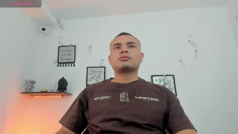 Snapshot of damianblazee chatting on 05.29.26 damianblazee online show from 05.29.26