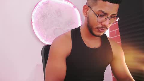 Snapshot of damiann_rees chatting on 12.17.24 instagram damiannreed. online show from 12.17.24