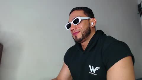 Snapshot of damiannstonexxx chatting on 03.07.25 Danny online show from 03.07.25