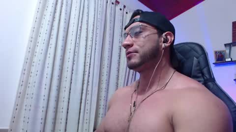 Snapshot of damiannstonexxx chatting on 05.20.26 Danny online show from 05.20.26