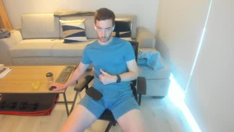 Snapshot of damiano007 chatting on 03.09.25 CockandLoad online show from 03.09.25