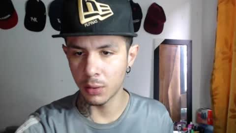 damiansexyboy69 online show from 12.02.25