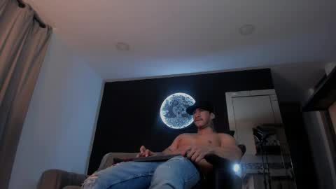Snapshot of dammianmilleroficial chatting on 04.18.26 INSTAGRAM DAMMIANMILLEROFICIAL online show from 04.18.26