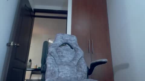 dammuscle online show from 02.18.26