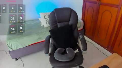 Snapshot of damn_fantasy chatting on 02.24.26 Kary-- independent model Schedule 0530am-1000am colombian time online show from 02.24.26