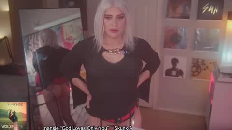 Snapshot of damngina39 chatting on 02.15.25 damngina39 online show from 02.15.25