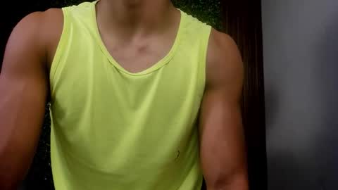 Snapshot of damon_sw chatting on 11.26.25 damon online show from 11.26.25