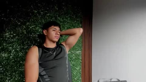 Snapshot of damon_sw chatting on 11.27.25 damon online show from 11.27.25