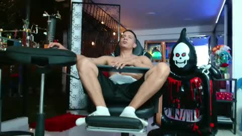 damyan_2003 online show from 10.23.25