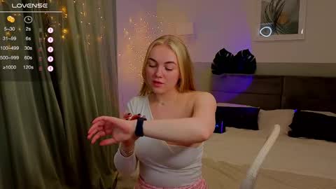 Snapshot of dana_love0 chatting on 01.11.25 Dana online show from 01.11.25