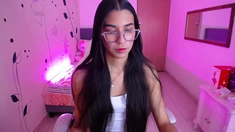 Snapshot of dana_paula chatting on 02.24.25 dana_paula online show from 02.24.25