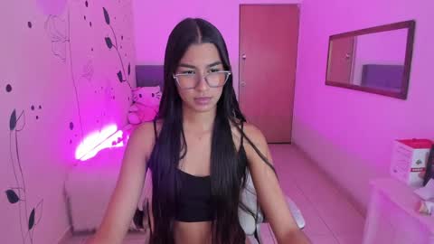 Snapshot of dana_paula chatting on 02.28.25 dana_paula online show from 02.28.25