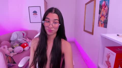 Snapshot of dana_paula chatting on 03.01.25 dana_paula online show from 03.01.25