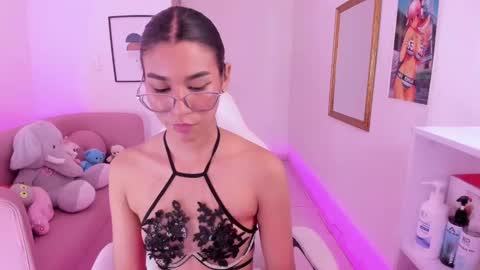 Snapshot of dana_paula chatting on 03.10.25 dana_paula online show from 03.10.25
