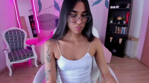 Snapshot of dana_paula chatting on 03.22.26 dana_paula online show from 03.22.26