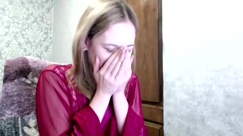 Dana SmileX online show from 10.06.25