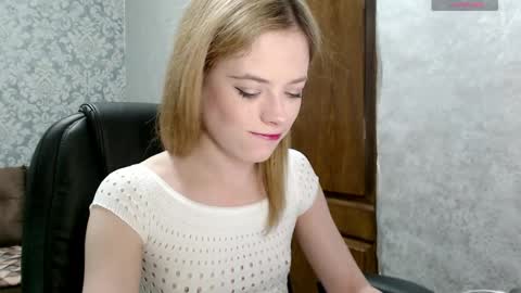 Snapshot of dana_smilex chatting on 05.05.26 Dana SmileX online show from 05.05.26