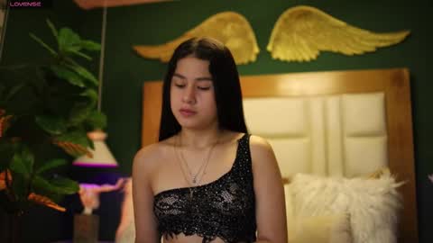 danaa_rouse online show from 10.10.25