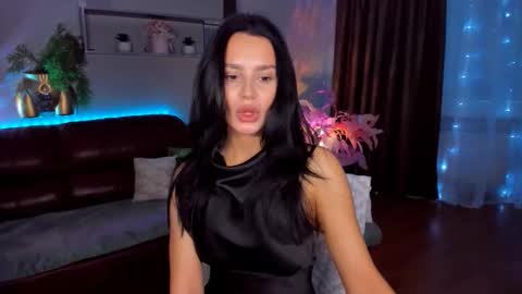 Snapshot of danamiers chatting on 02.06.26 DanaMiers online show from 02.06.26