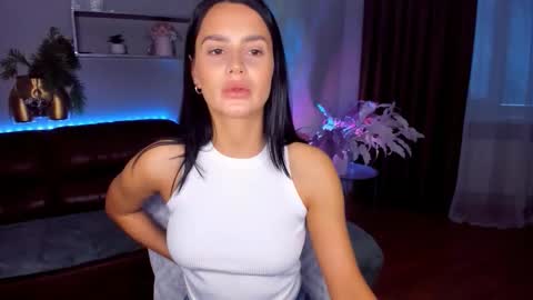 Snapshot of danamiers chatting on 02.24.26 DanaMiers online show from 02.24.26