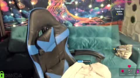 dances_queen online show from 03.22.26