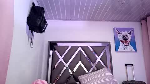 Danella Houston online show from 01.02.25