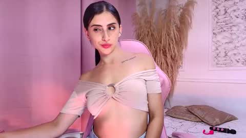 Danella Houston online show from 04.15.26