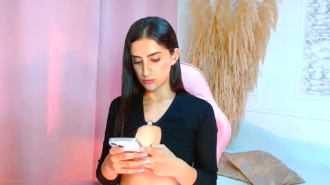 Snapshot of danellahouston chatting on 05.22.26 Danella Houston online show from 05.22.26