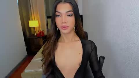 Snapshot of dangerousteph chatting on 06.30.26 STEPHANIE online show from 06.30.26